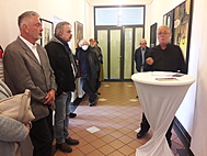 Eröffnung der Ausstellung im Alten Rathaus zu „Innenwelten – Außenwelten“ von Roland Schmitt und Mario Andruet.  Laudatio von Gaetano Groß.
